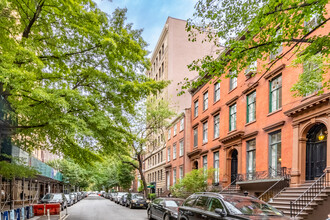 56 West 11th Street in New York, NY - Building Photo - Primary Photo