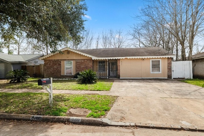 4711 Beechaven St in Houston, TX - Building Photo - Building Photo