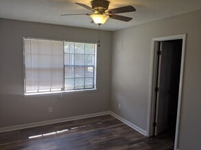 213 S Oak Ave in Sylacauga, AL - Building Photo - Building Photo