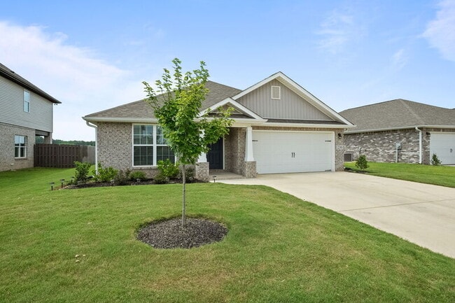 236 Cherry Laurel Dr in Hazel Green, AL - Building Photo - Building Photo