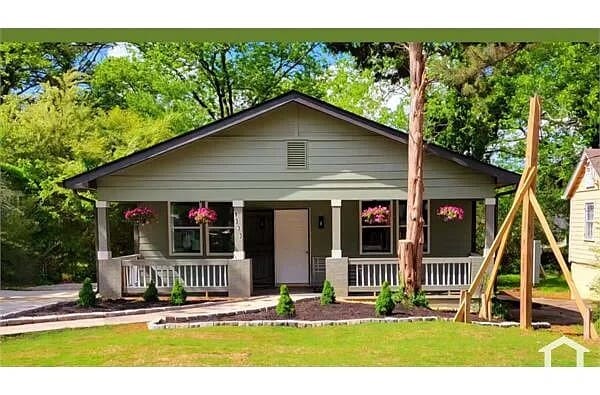 property at 1333 Lyle Ave