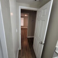 6810 Bleker St photo'