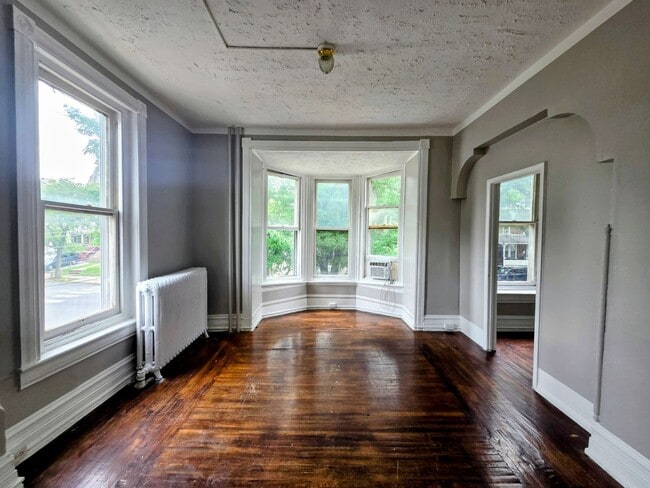 property at 1048 Walnut St