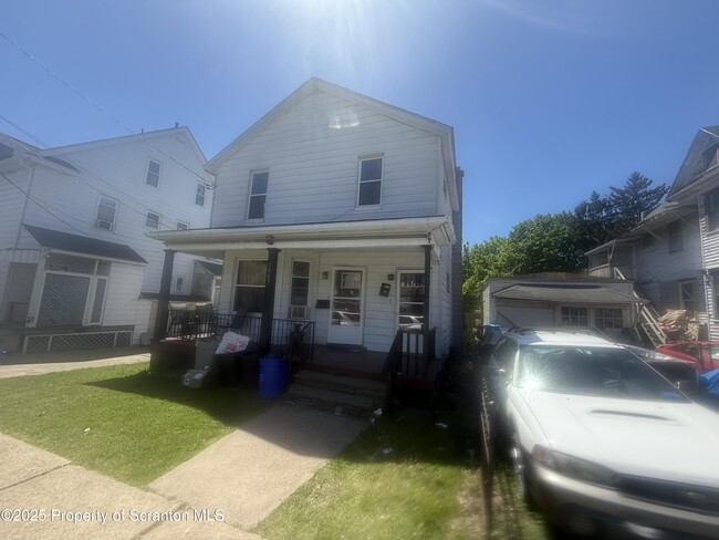 property at 1509 Price St