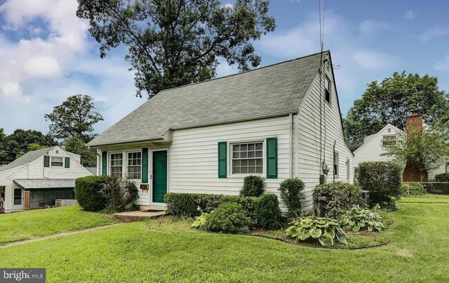 114 Colburn Dr