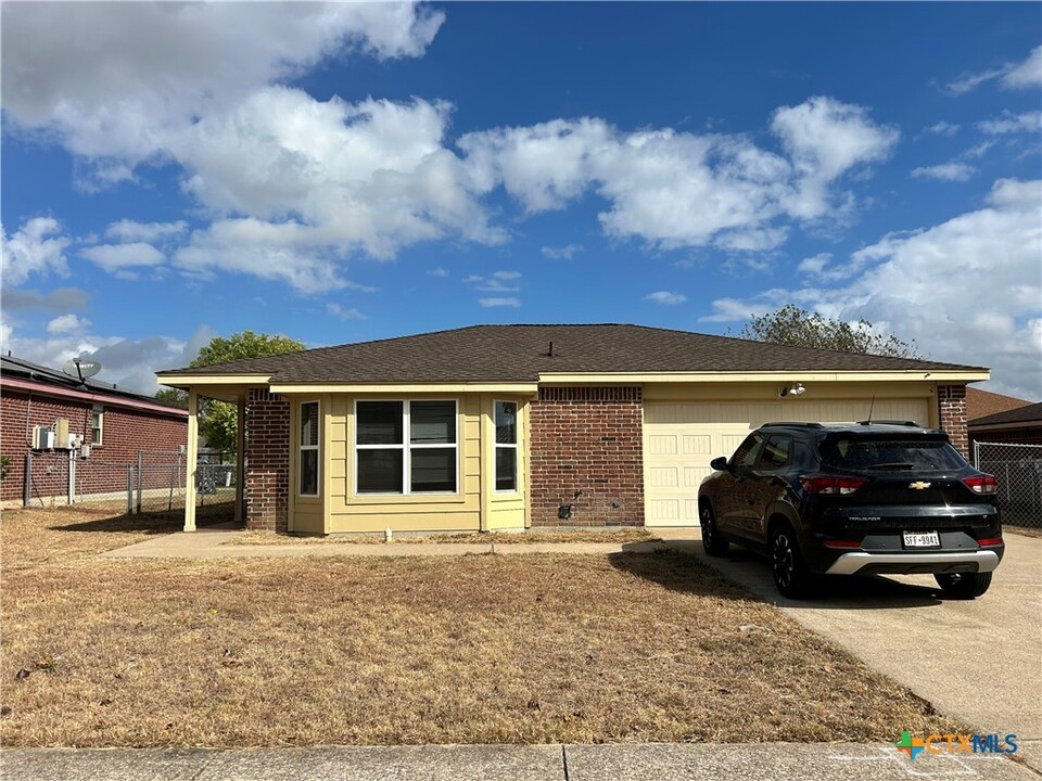 407 Carly Dr in Killeen, TX - Building Photo