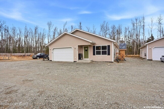 property at 3908 S Lance B Cir