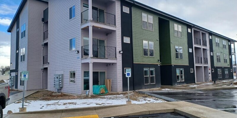 3906 Brian Ave.-Unit -202 in Caldwell, ID - Building Photo