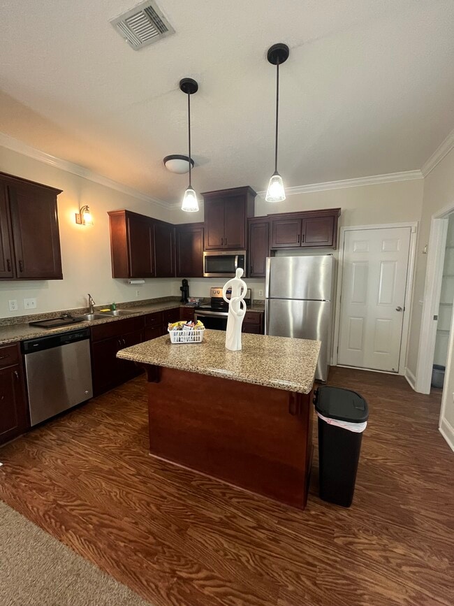 22 Wythe St in Hinesville, GA - Building Photo - Building Photo