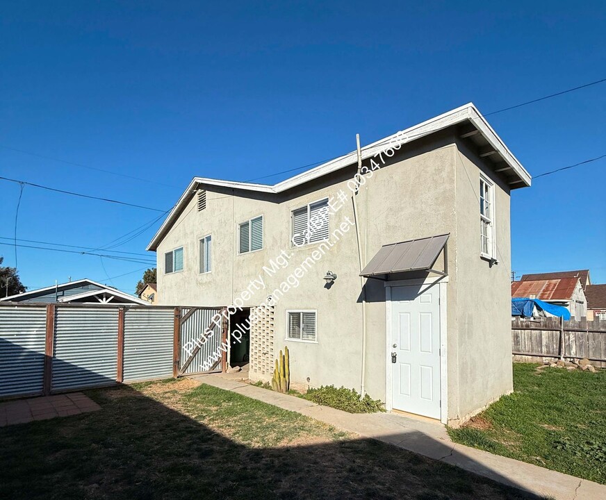 217 S Gray St in Orcutt, CA - Building Photo