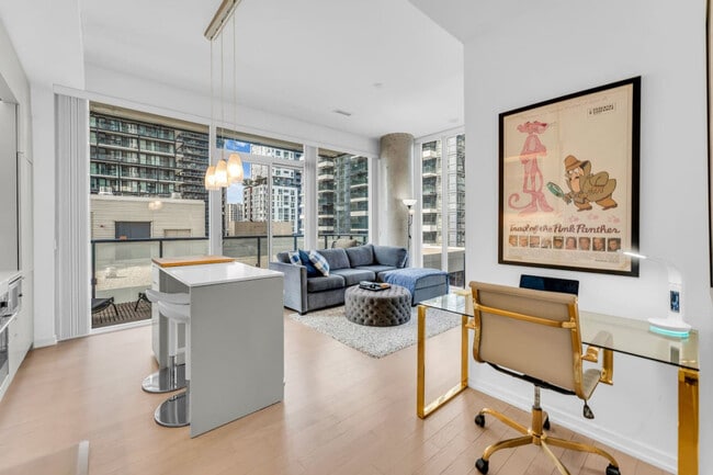 101 Peter St, Unit SI ID1388891P