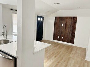 55 Huron St in Fitchburg, MA - Building Photo - Building Photo