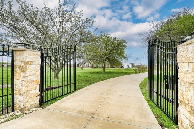 property at 1192 Seaborn Rd