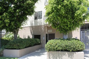3101 Bagley Ave in Los Angeles, CA - Building Photo