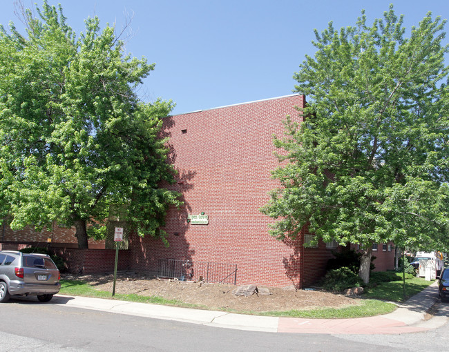 Aspen Grove Condominiums in Denver, CO - Building Photo - Building Photo