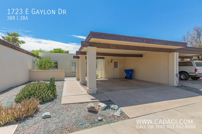 1723 E Gaylon Dr in Tempe, AZ - Foto de edificio - Building Photo