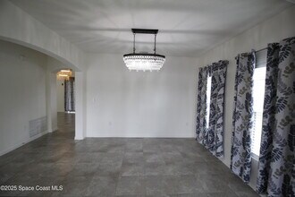 4369 Alligator Flag Cir in West Melbourne, FL - Foto de edificio - Building Photo