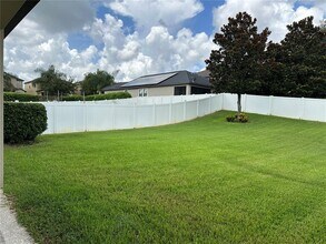 7560 Bluejack Oak Dr in Winter Garden, FL - Building Photo - Building Photo
