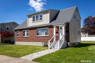 117 Elizabeth Ann Dr in New Haven, CT - Building Photo - Building Photo