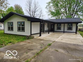 804 S Albany St in Selma, IN - Building Photo