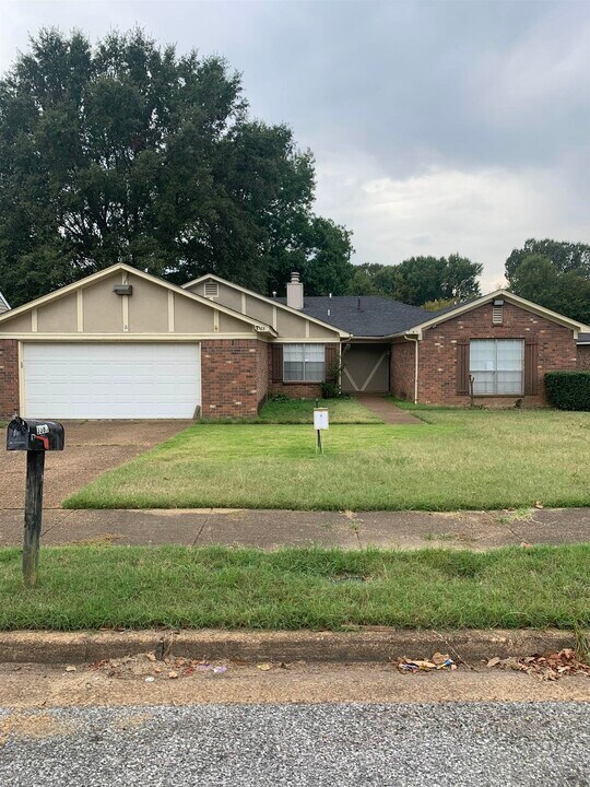 3381 Cristil St in Memphis, TN - Building Photo