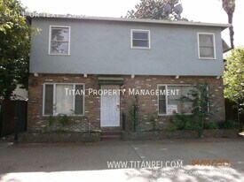 2320 G St in Sacramento, CA - Building Photo