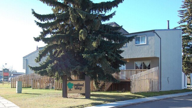 Parkland Village in Lloydminster, SK - Building Photo - Building Photo