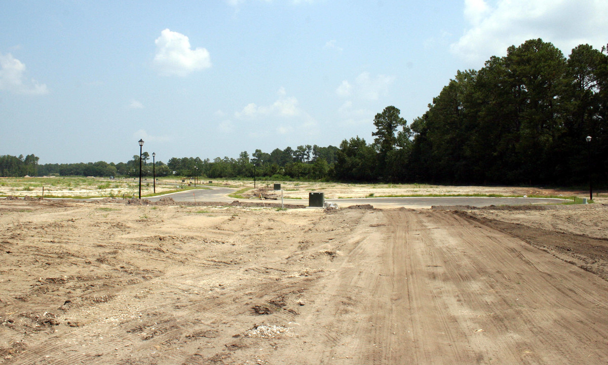 Lexington Park in Jacksonville, FL - Building Photo