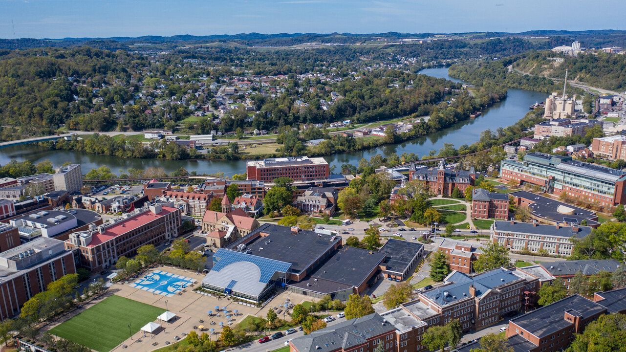 Beech Front Apartments in Morgantown, WV - Foto de edificio