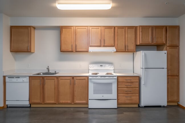 Arbora Court in Seattle, WA - Building Photo - Interior Photo