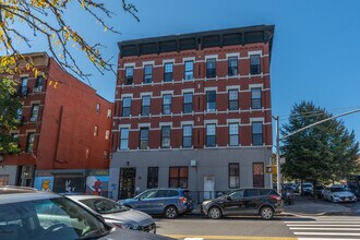 40 Malcolm X Blvd in Brooklyn, NY - Building Photo - Building Photo