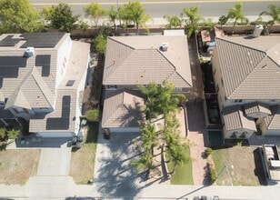 1725 Chamberlin Creek Way in Perris, CA - Building Photo - Building Photo