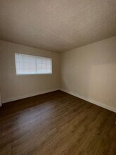 5813 Enfield St in Carmichael, CA - Building Photo - Building Photo