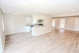 11731 McLain Blvd in Houston, TX - Building Photo - Building Photo