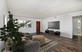 625 S Fig St in Escondido, CA - Building Photo - Building Photo