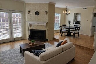 4000 Rawlins St in Dallas, TX - Building Photo - Building Photo