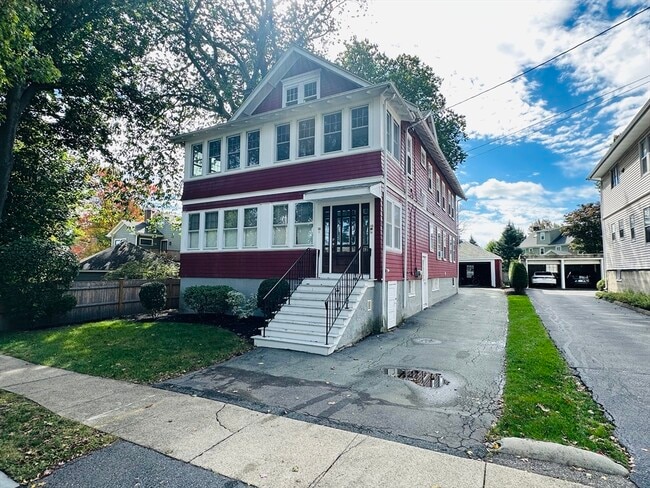 property at 113 Cushing Ave