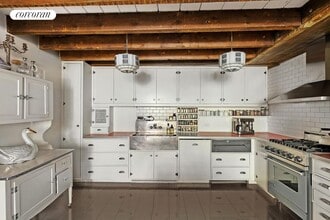 29 Bethune St in New York, NY - Building Photo - Building Photo