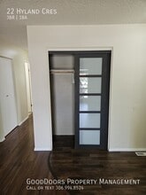 22 Hyland Crescent in Regina, SK - Building Photo - Building Photo