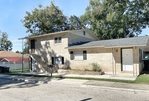 2150 Saxon St in Tallahassee, FL - Building Photo