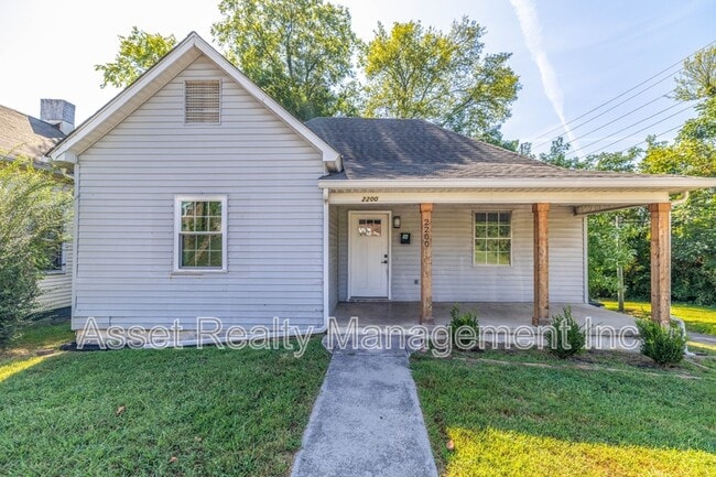 property at 2200 Parkview Ave