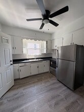 813 Dayton St in Akron, OH - Building Photo - Building Photo