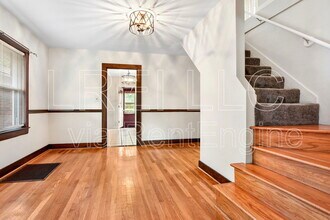 2347 Lansdowne Ave in Louisville, KY - Building Photo - Building Photo