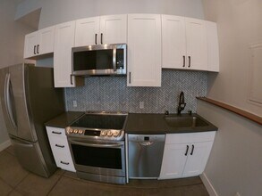 5608 Martin Luther King Jr Way in Oakland, CA - Building Photo - Building Photo