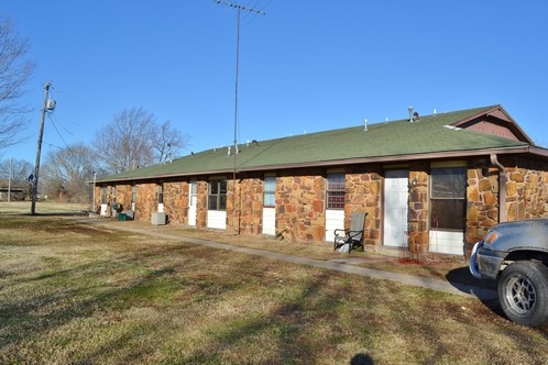 1120 E Fairview Ave in Nowata, OK - Building Photo - Building Photo