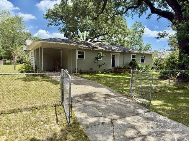 property at 1400 E Mallory St