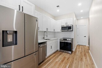 1250 S 27th St in Philadelphia, PA - Building Photo - Building Photo