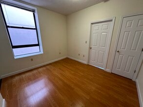 83 Essex St in Boston, MA - Foto de edificio - Building Photo