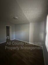 3254 Phyllis St in Jacksonville, FL - Building Photo - Building Photo