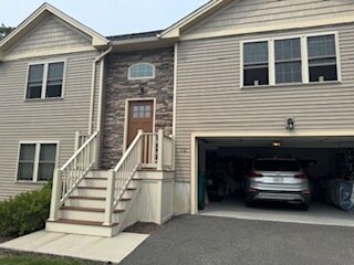 717 Northampton St in Holyoke, MA - Building Photo - Building Photo